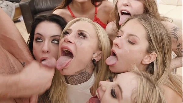 Anna de Ville’s Anal 2021 Christmas with GONZO SZ2788