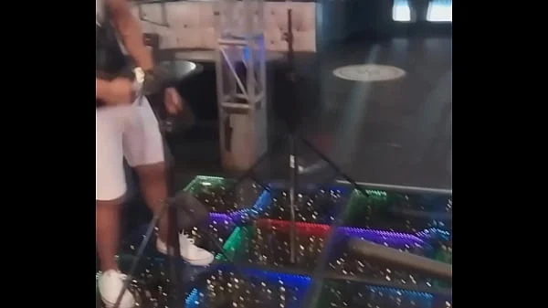 Bia Fire – Esvaziando os sacos – RAPIDINHAS EROTIKAXXX