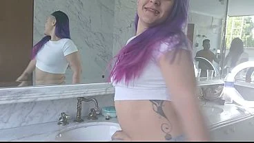 MAIS UMA GOSTOSA ENTRANDO NA PIROCA