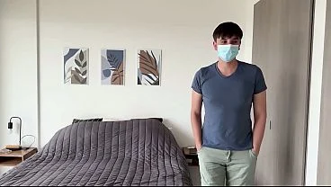 Mi amiga me invita para un trio sorpresa con su novio! Y se pone a mirar como su marido me coje