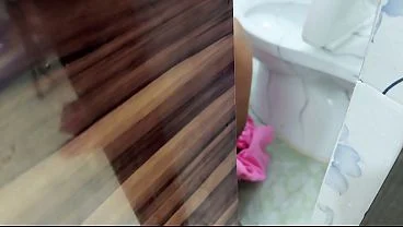 Sexy bhabhi make a quick sex with her big cock devar