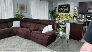 Hot Blonde Makes A Holiday Sex Tape BTS – Chloe Rose