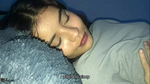 Mi hermanastra me hizo tener sexo y correrme en su coño sexy