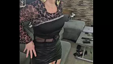 Milf mature en lingerie sexy en manque de sexe