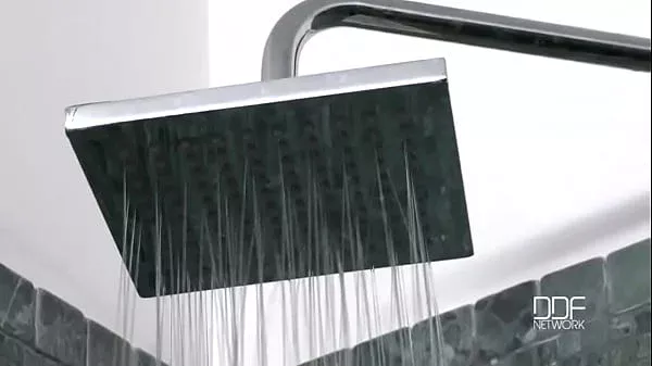 Newbie Temptress Stiffens Us!