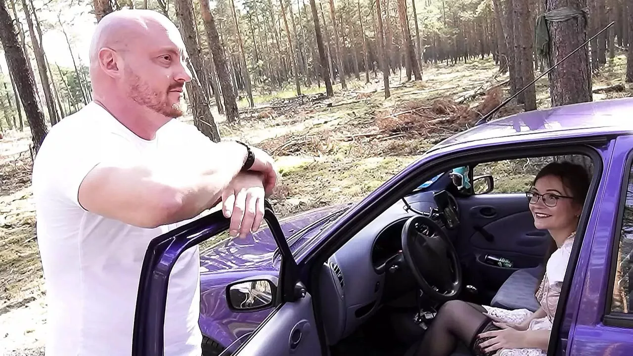 Petite German Glasses Girl TinyEmily give Stranger a Fuck for help with Car breakdown