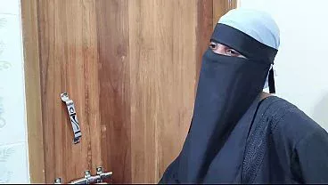 Sales girl fuck in my bedroom  Desi hot xxx