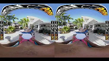 VIRTUAL PORN – Stepmom Sophia Locke Gets Naughty On Vacation With Jay Bangher In A Sun-Soaked Encounter