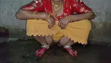 21 yers hot housewife getting first painful Pussy fuck with husband in clear hindi audio