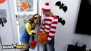 Bangbros – Teen Evelin Stone Gets Bruno Dickemz’S Dick In A Pumpkin