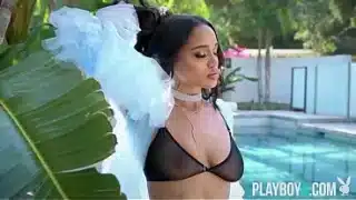 Curvy Black Beauty Milf Model Julie Kay Solo Outdoor Near A Pool