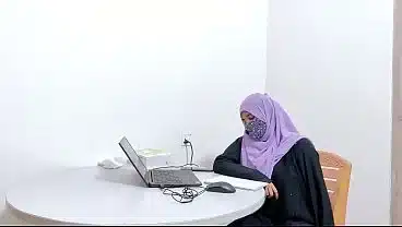 Hijabi Hot bank manager fuck by desi village Farmer Desi chudai xxx