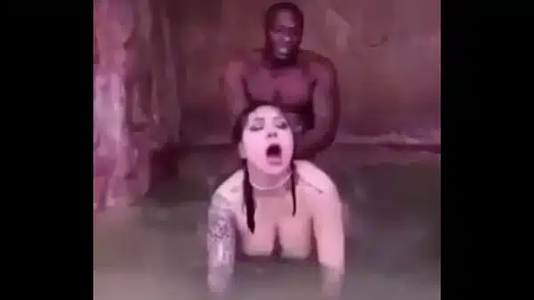 Sexe sauvages pour cette chienne
