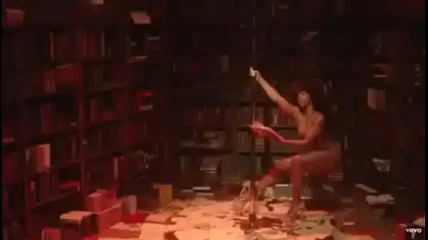 SZA – Good Days (Official Music Video)